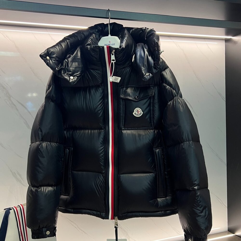 Moncler Men‘s Black Coats